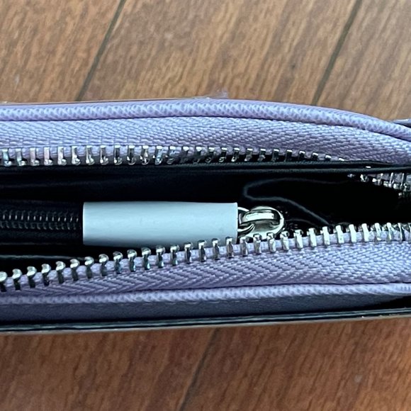 New Steve Madden Lavender Wallet Wristlet in Box - Picture 9 of 9